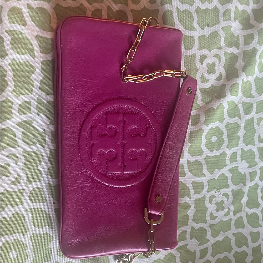 Tory Burch Fuchsia Leather clutch